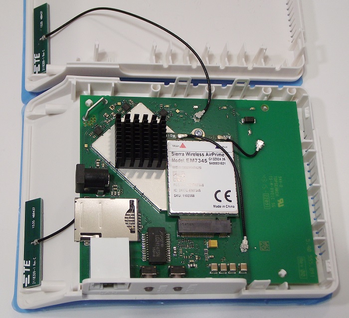 Fritzbox 6820 original Mainboard Fritzbox 6820 ohne Antennenbuchsen