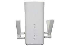 Huawei B818-263 modifiziert mit 4 Antennenanschlüssen Huawei B818-263 modifiziert mit 4 Antennenanschlüssen