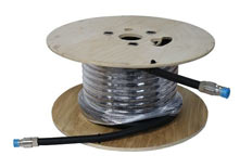 Fertig konfektioniertes Schlitzkabel für Repeateranlagen Produktbild der Plug & Play Strahlerkabel von FTS Hennig