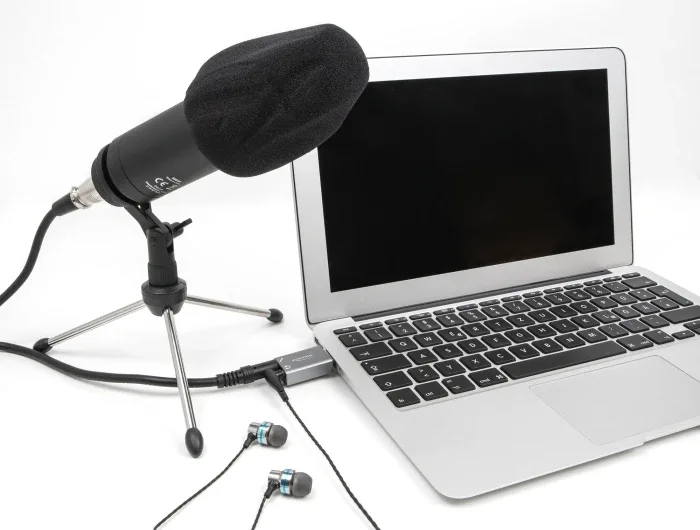 Delock_Externe_USB_Soundkarte_mit_USB-A_Stecker_auf_2_x_3_5_mm_Klinkenbuchse_Plug___Play_Audio_Adapter__2_4ac014ab
