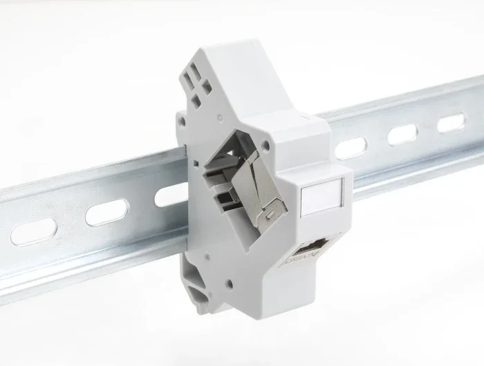 Delock_Keystone_Halterung_f__r_Hutschiene_mit_Erdung_grau__1_7e4fd46d