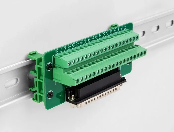 Delock_D-Sub_37_Pin_Buchse_zu_Terminalblock_f__r_Hutschiene__4_84ba586b