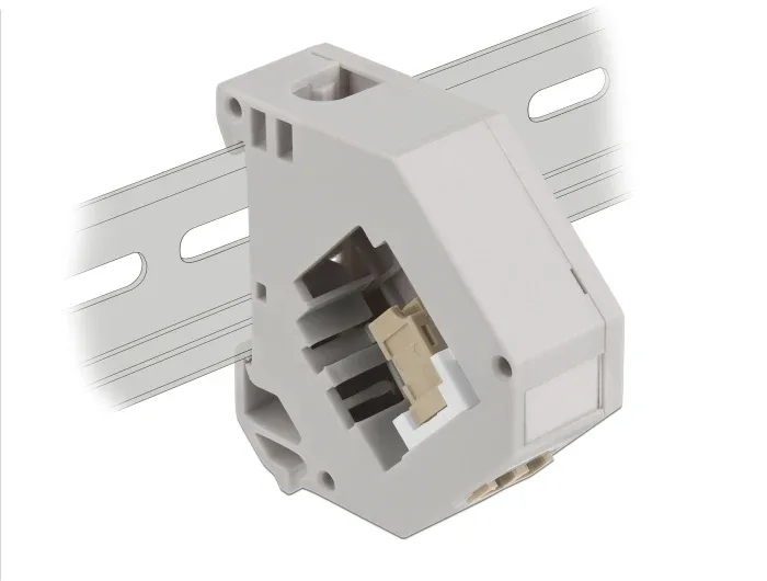 67c804ca8195f7_01176581_3ac55939