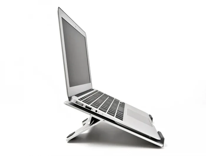 Delock_Tablet_und_Notebook_Standhalterung_ideal_f__r_Reisen__4_f1a3df7a