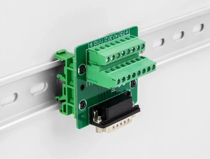 Delock_D-Sub_15_Pin_Buchse_zu_16_Pin_Terminalblock_f__r_Hutschiene__4_cb1cb645