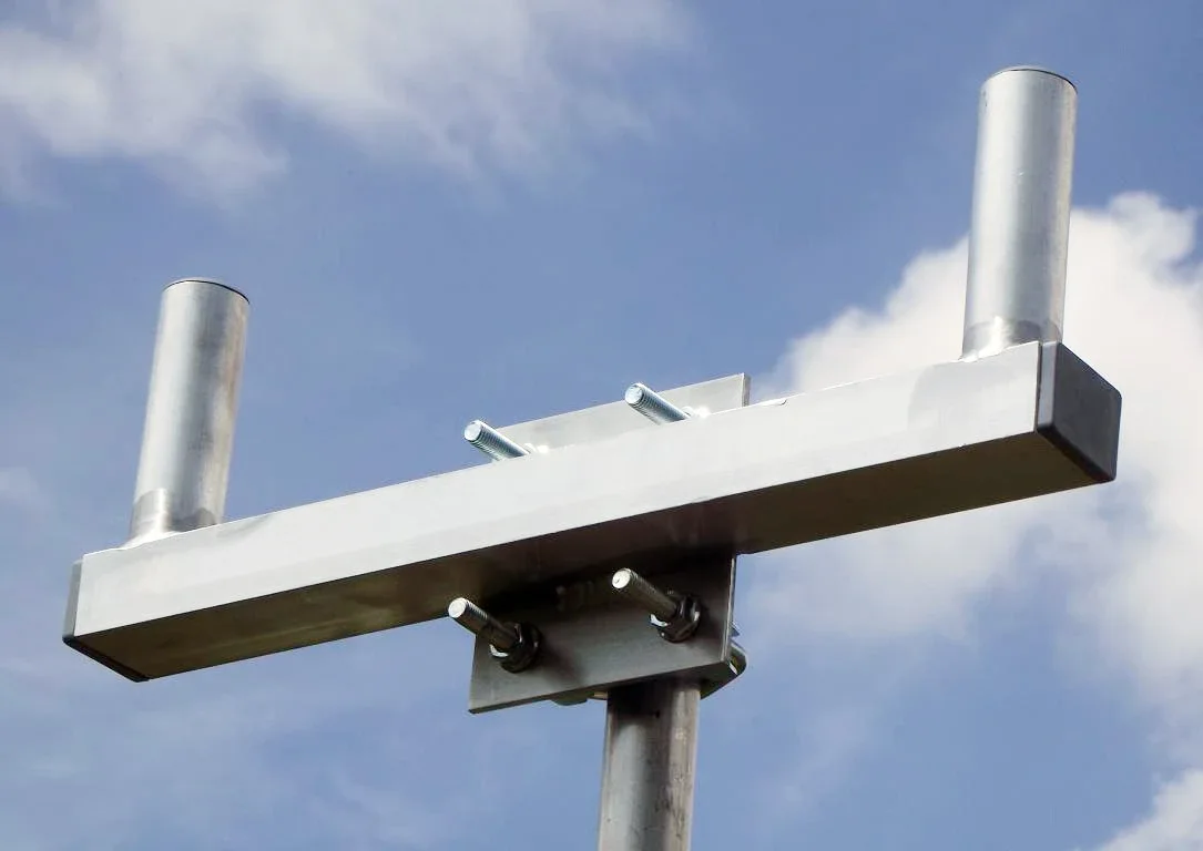 DUO-Antennenhalter-LAT-10-LAT-22-LAT-56_4410_500719b5