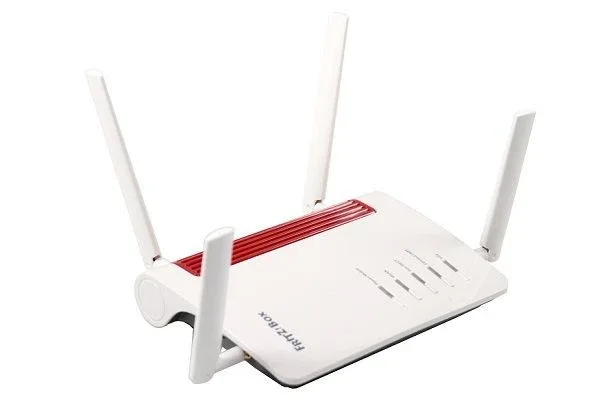 fritzbox-6850-5g-4_antennen_large_30f9cfc5