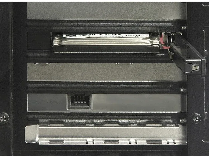 Delock_Wechselrahmen_Slotblech_f__r_1_x_2_5____SATA_HDD__3_aed8c587